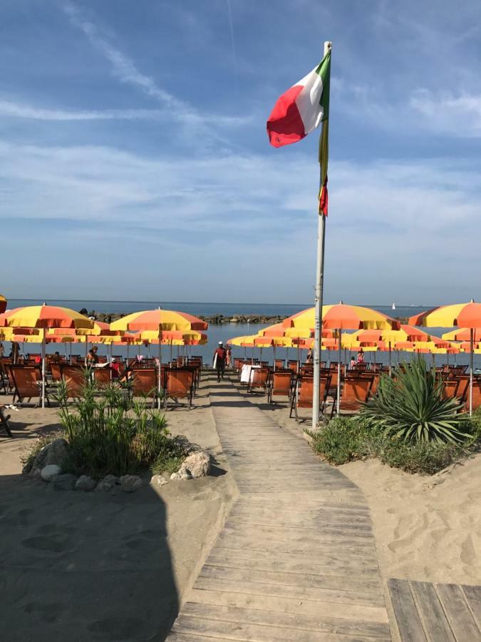 Ancora Bilocale Βίλα Marina di Massa Εξωτερικό φωτογραφία